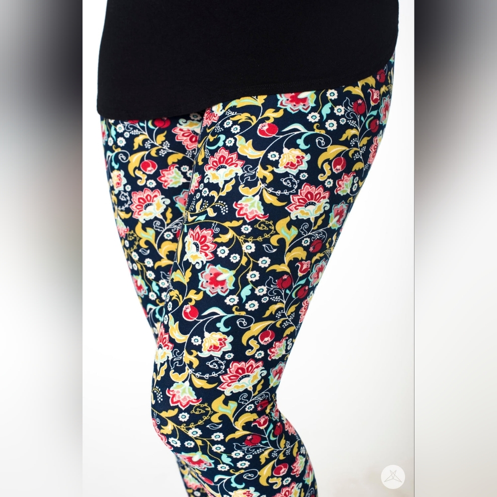 3 Pairs Sweetlegs bold print bundle Size XS-S